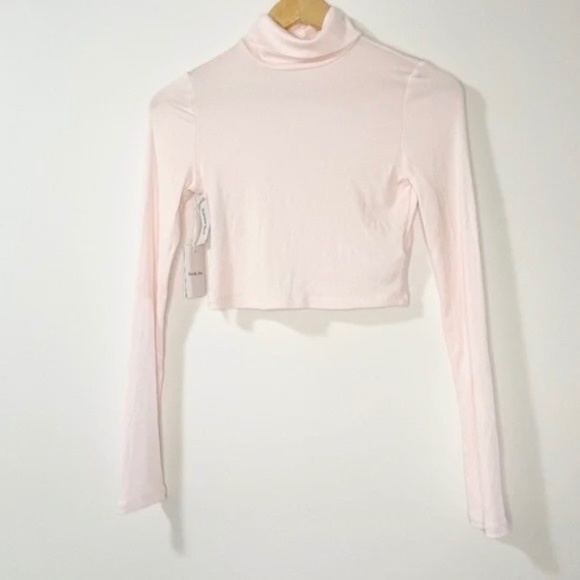 Aritzia Sunday Best Freshman Cropped / Ribbed Long Sleeve Tee - Picture 1 of 6